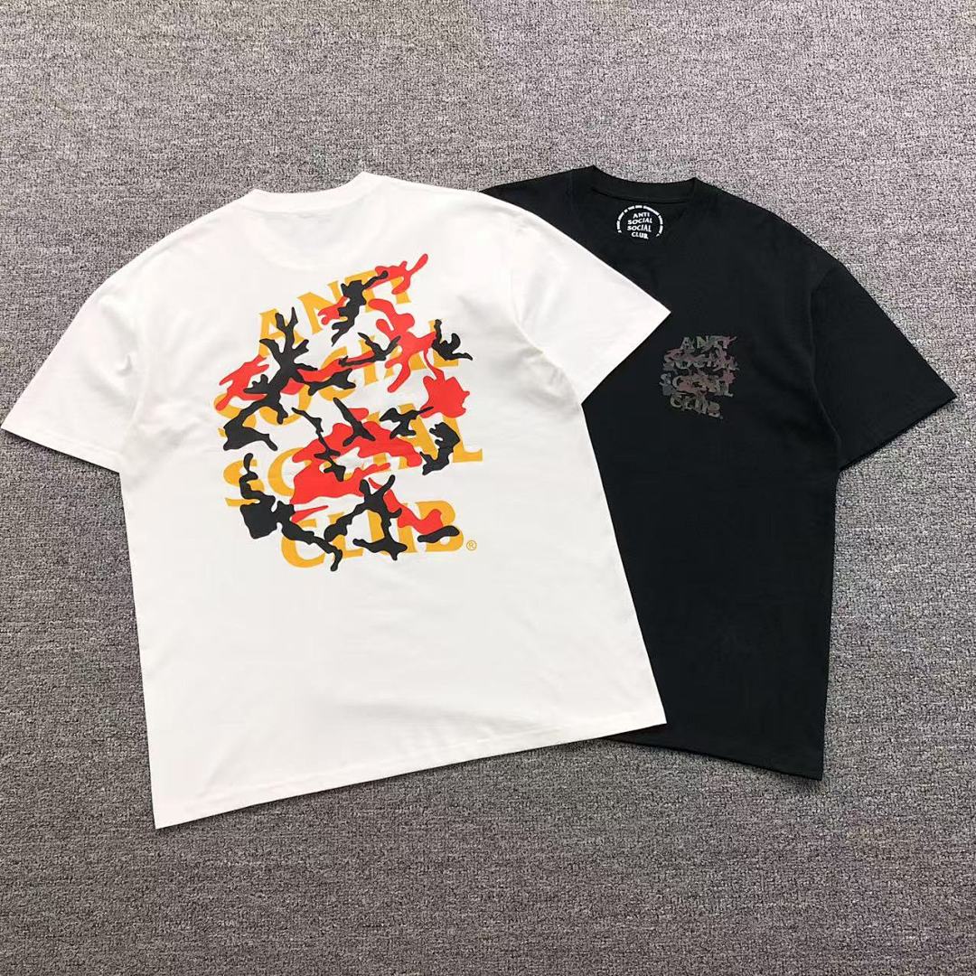 Christian Louboutin 85 ANTI SOCIAL CLUB T-SHIRT