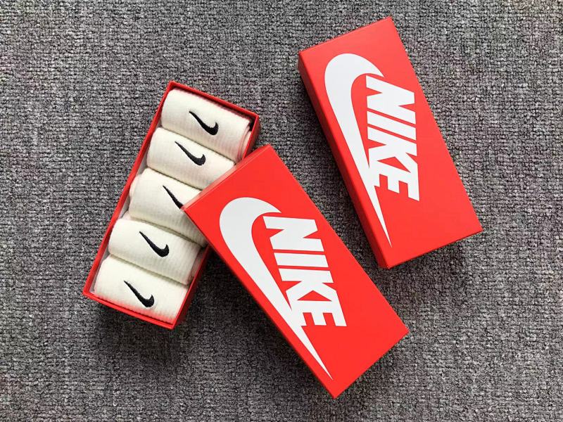 Nike 69 N⭐K⭐