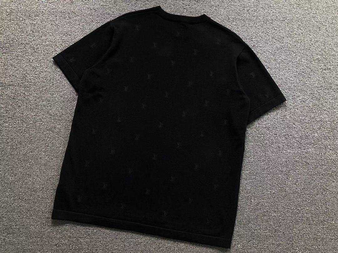 Louis Vuitton 178 L⭐ T-SHIRT 2201277321 (Im 170Cm 60Kg I Wear Size S In The Phot) - Image 13