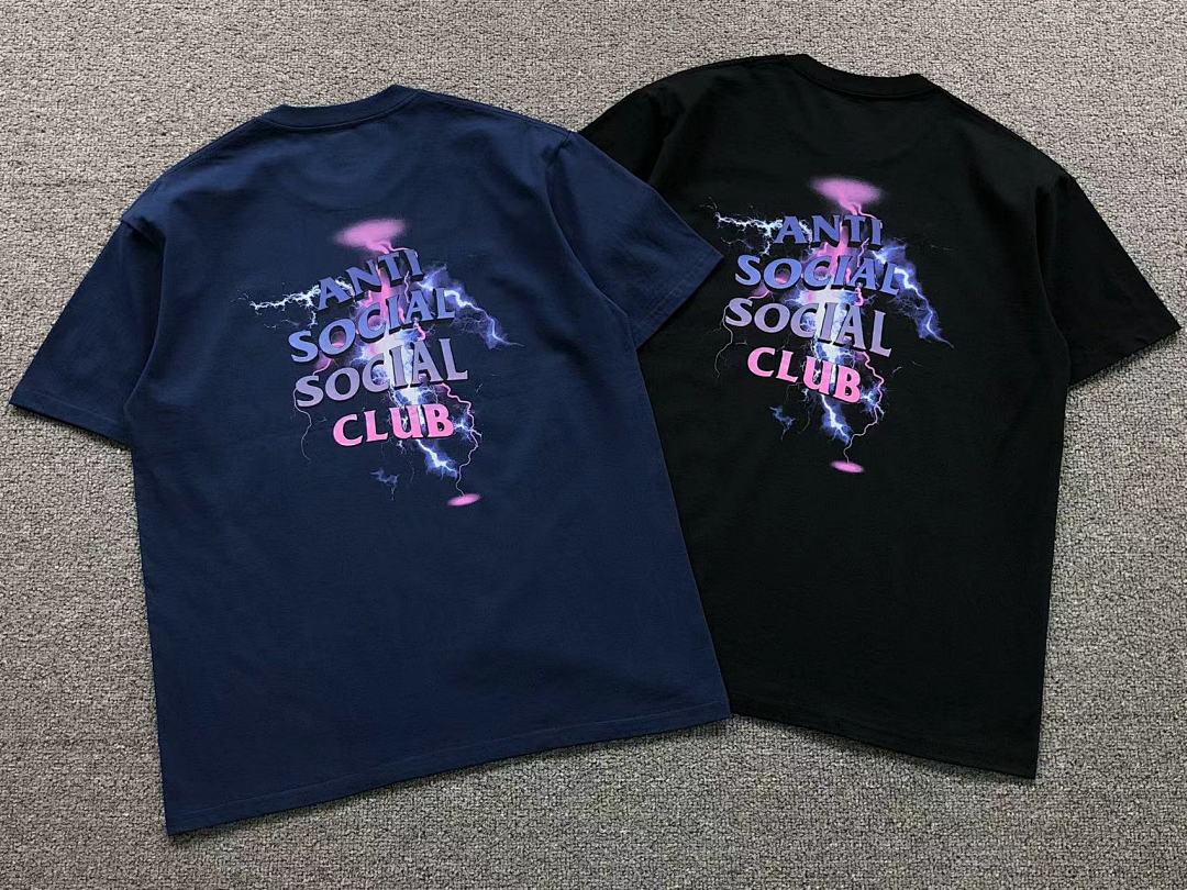 Christian Louboutin 85 ANTI SOCIAL CLUB T-SHIRT 1109161102 (Im 170Cm 60Kg I Wear Size L In The Phot) - Image 5