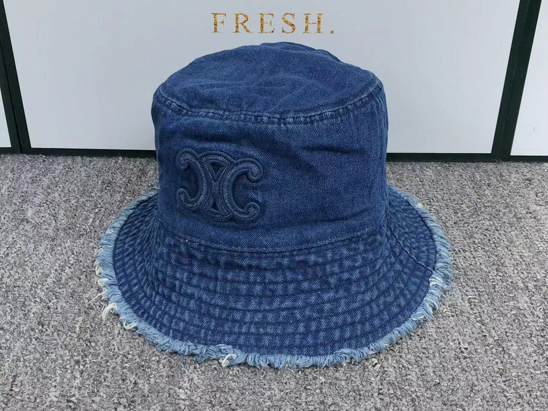 Celine 75 C⭐L⭐⭐E - Image 8