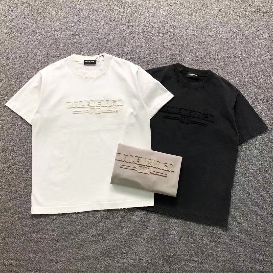 Balenciaga Balenciaga 98 B⭐L⭐⭐⭐IA⭐A T-SHIRT 5208070581 (Im 170Cm 60Kg I Wear Size S In The Phot), photo 1