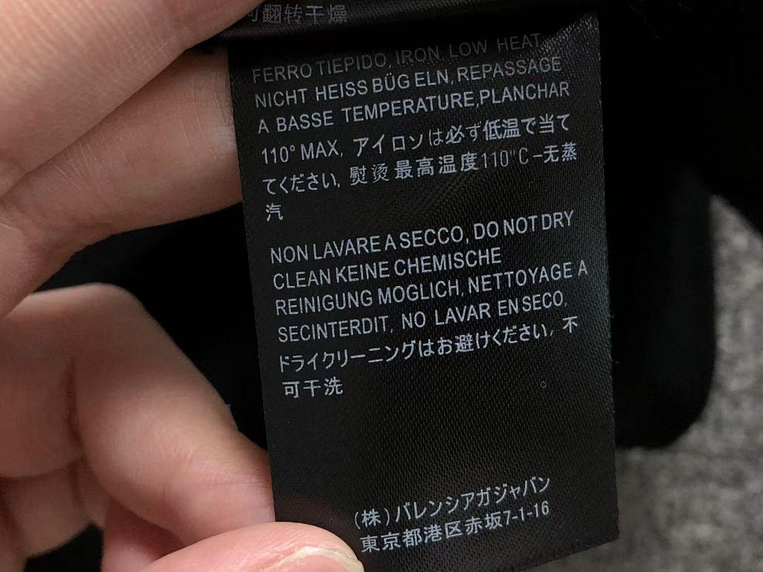 Balenciaga 165 B⭐L⭐⭐⭐IA⭐A T-SHIRT 2203181705 (Im 170Cm 60Kg I Wear Size M In The Phot) - Image 25