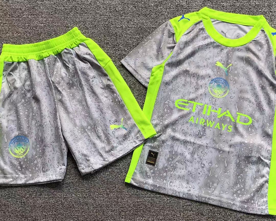 Chanel 75 FOOTBALL T-SHIRT SHORTS - Image 5