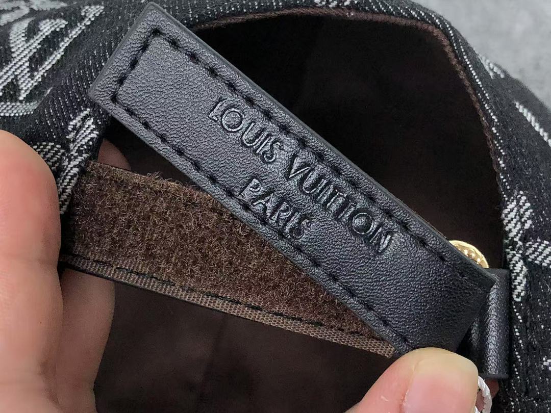 Louis Vuitton 98 L⭐ - Image 15