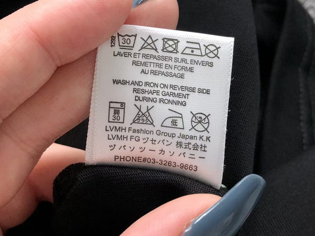 Prada 85 P⭐A⭐A T-SHIRT 1104172632 (Im 170Cm 60Kg I Wear Size M In The Phot) - Image 29