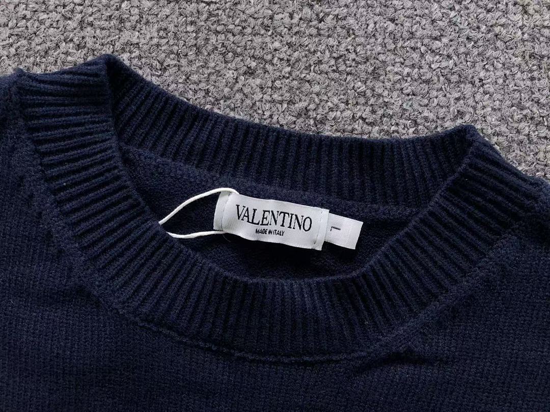 Valentino 135 VALENTINO SWEATER 41082805146 (Im 170Cm 60Kg I Wear Size L In The Phot) - Image 12