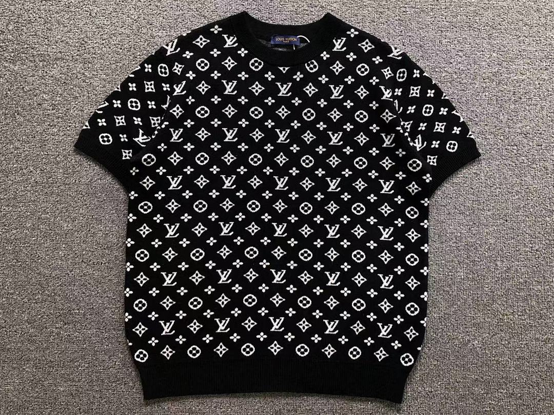Louis Vuitton 135 L⭐ T-SHIRT 42030221156 (Im 172Cm 55Kg I Wear Size S In The Phot) - Image 7
