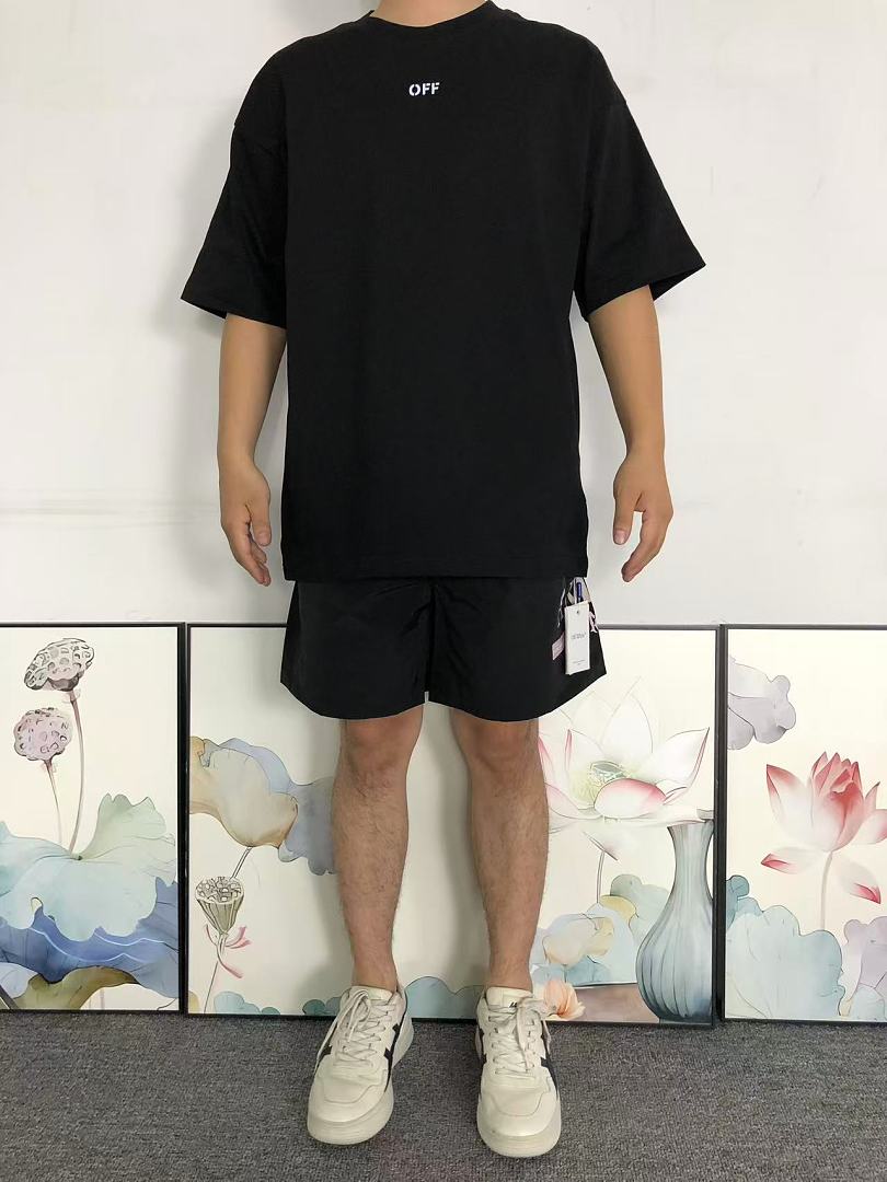 Off-White 105 OFF-WHITE T-SHIRT 526082719 (Im 170Cm 60Kg I Wear Size S In The Phot) - Image 3