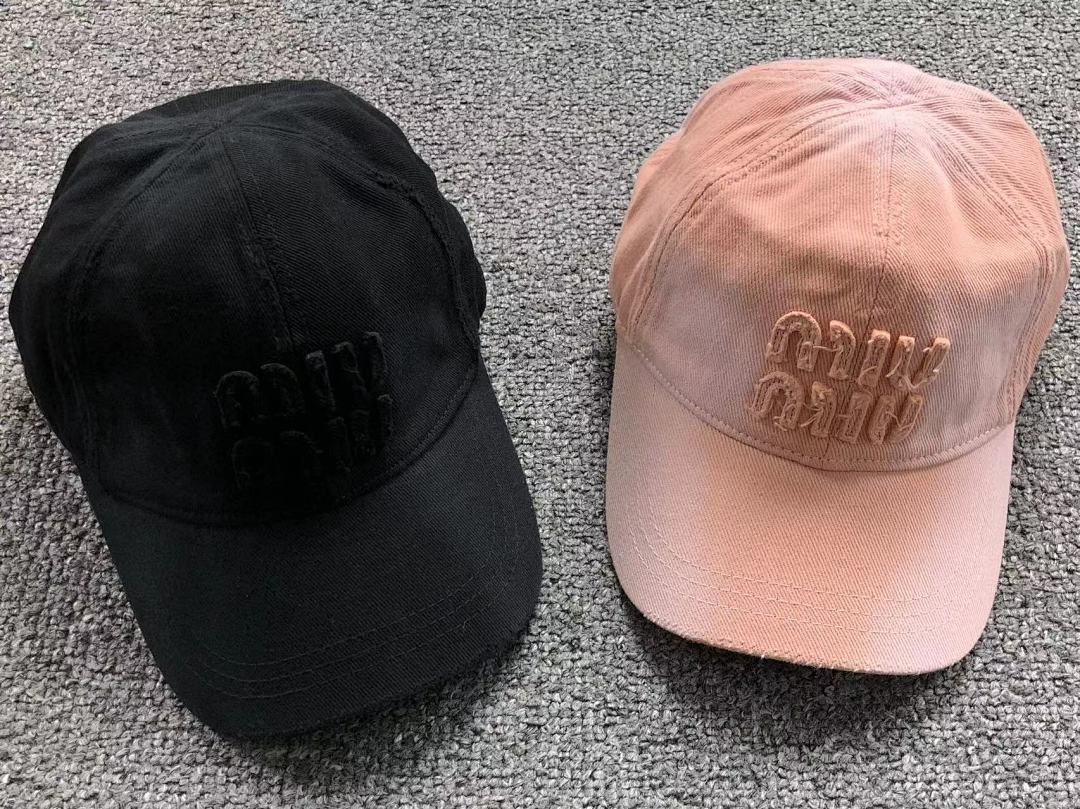 Miu Miu 68 M⭐U - Image 2