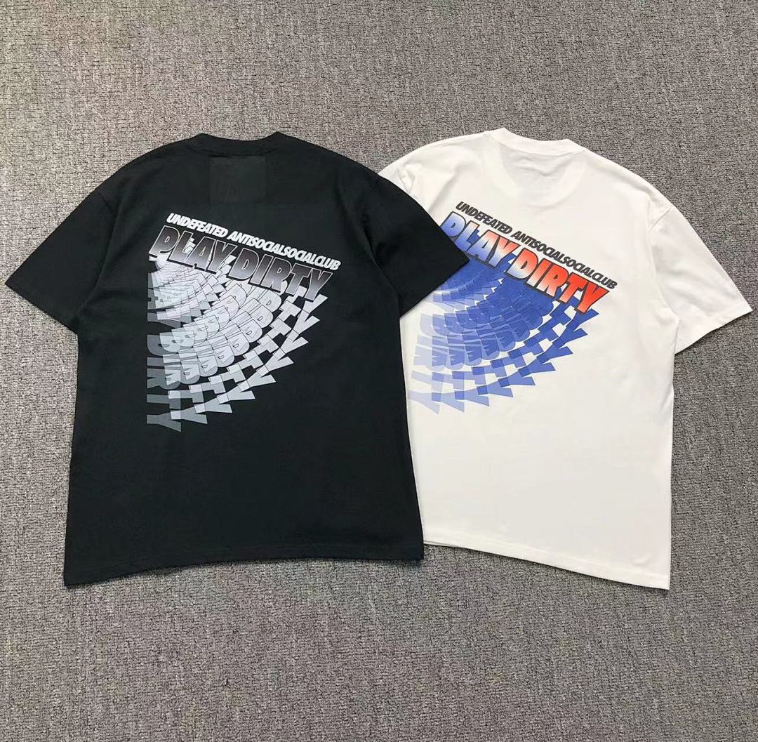 Christian Louboutin 85 ANTI SOCIAL CLUB T-SHIRT 411180302 (Im 170Cm 57Kg I Wear Size L In The Phot)