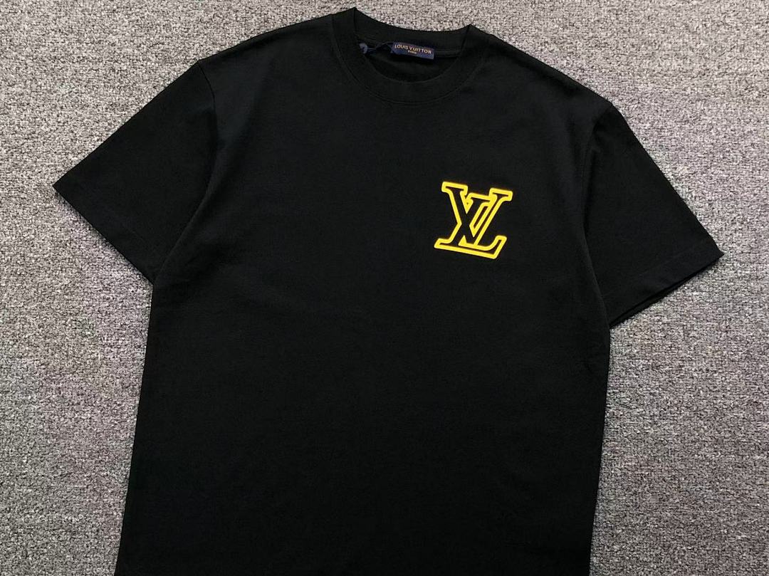 Louis Vuitton 115 L⭐ T-SHIRT 5232319147 (Im 170Cm 60Kg I Wear Size L In The Phot) - Image 11