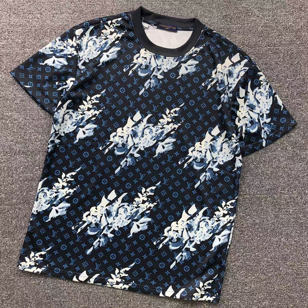 Louis Vuitton 79 L⭐ T-SHIRT 311120332 (Im 170Cm 57Kg I Wear Size M In The Phot)
