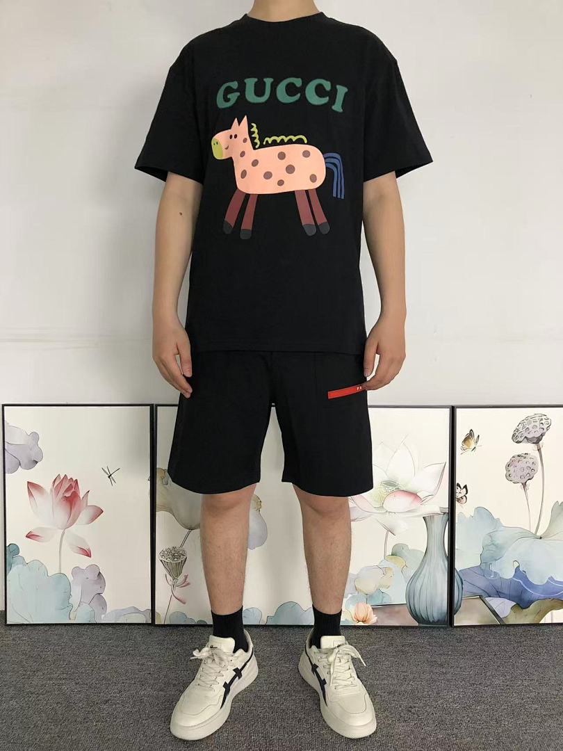 Gucci 78 G⭐C⭐I T-SHIRT 5051621101 (Im 170Cm 60Kg I Wear Size S In The Phot) - Image 3
