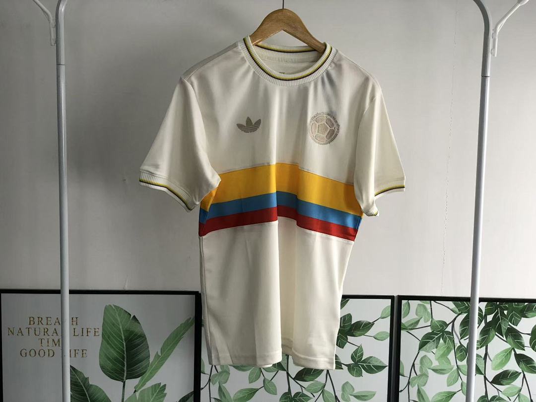 Unbranded 78 FOOTBALL T-SHIRT - Image 17