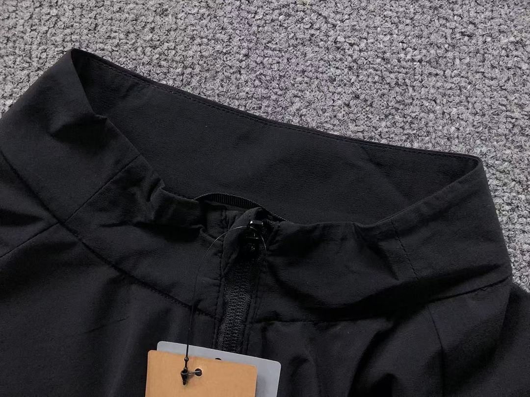 On Running 188 ON JACKET 2205271004 (Im 170Cm 60Kg I Wear Size L In The Phot) - Image 25