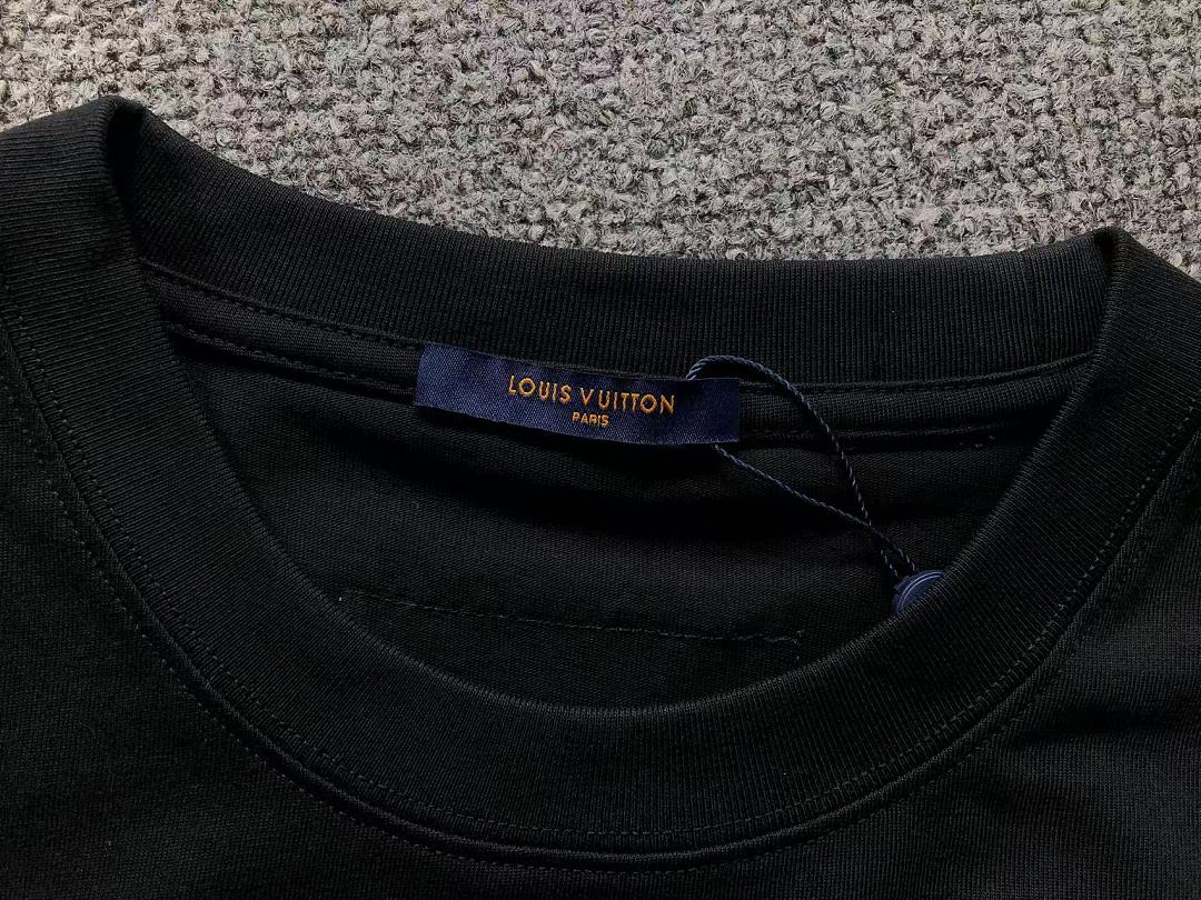 Louis Vuitton 118 L⭐ T-SHIRT 125413137 (Im 170Cm 60Kg I Wear Size L In The Phot) - Image 20