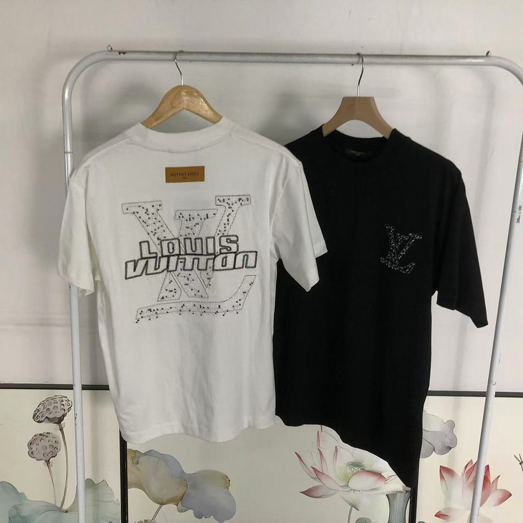Louis Vuitton 108 L⭐ T-SHIRT 525221381 (Im 170Cm 60Kg I Wear Size S In The Phot) - Image 27