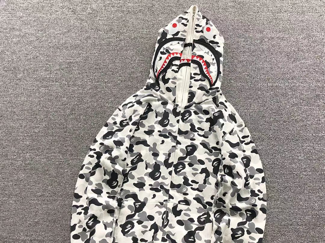 Bape 298 BAPE HOODIE 312200211 (Im 170Cm 57Kg I Wear sizeM In The Phot) - Image 8