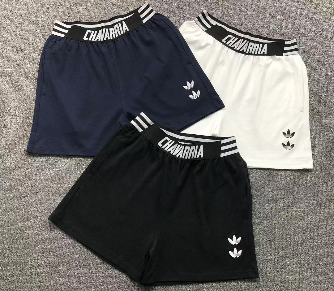 Adidas 98 A⭐I⭐AS SHORTS FEMAIE - Image 3