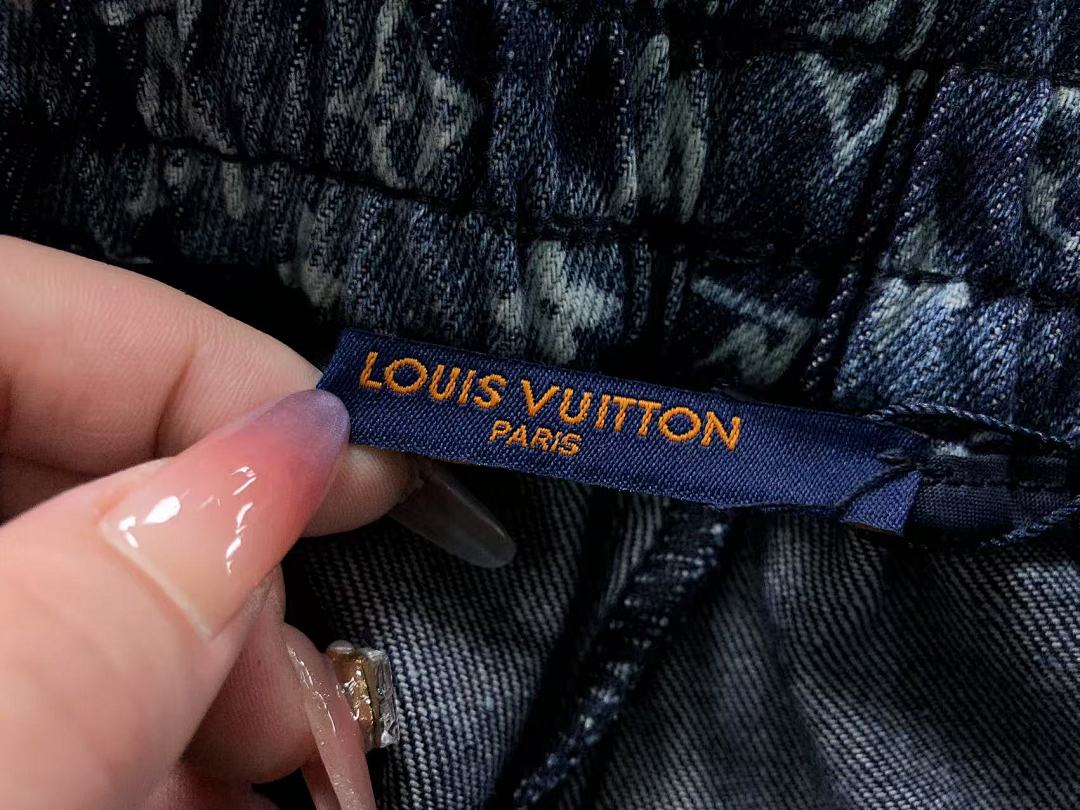 Louis Vuitton 168 L⭐ SHORTS 2152205001 (Im 170Cm 60Kg I Wear Size XS In The Phot) - Image 14
