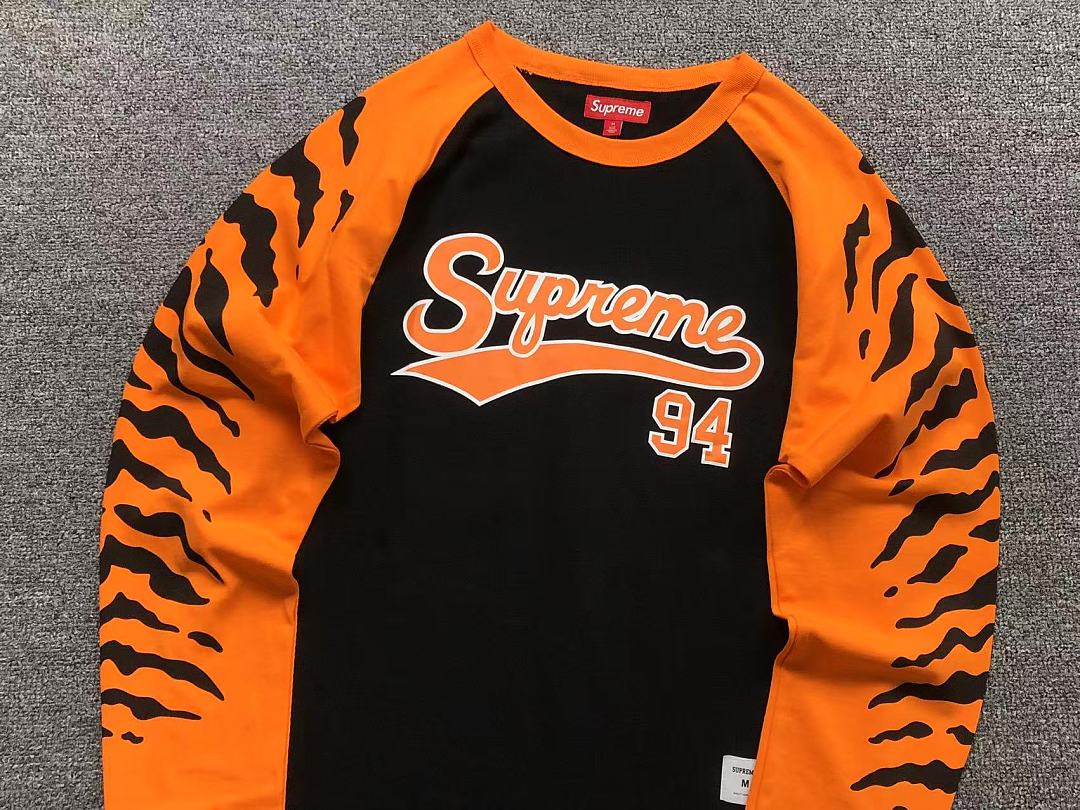 Supreme 185 S⭐⭐R⭐⭐E LONG SLEEVED 52090513182 (Im 170Cm 60Kg I Wear Size M In The Phot) - Image 11