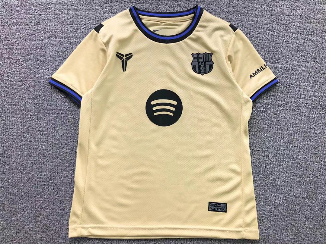 Chanel 75 FOOTBALL CHILD SHORTS T-SHIRT - Image 6