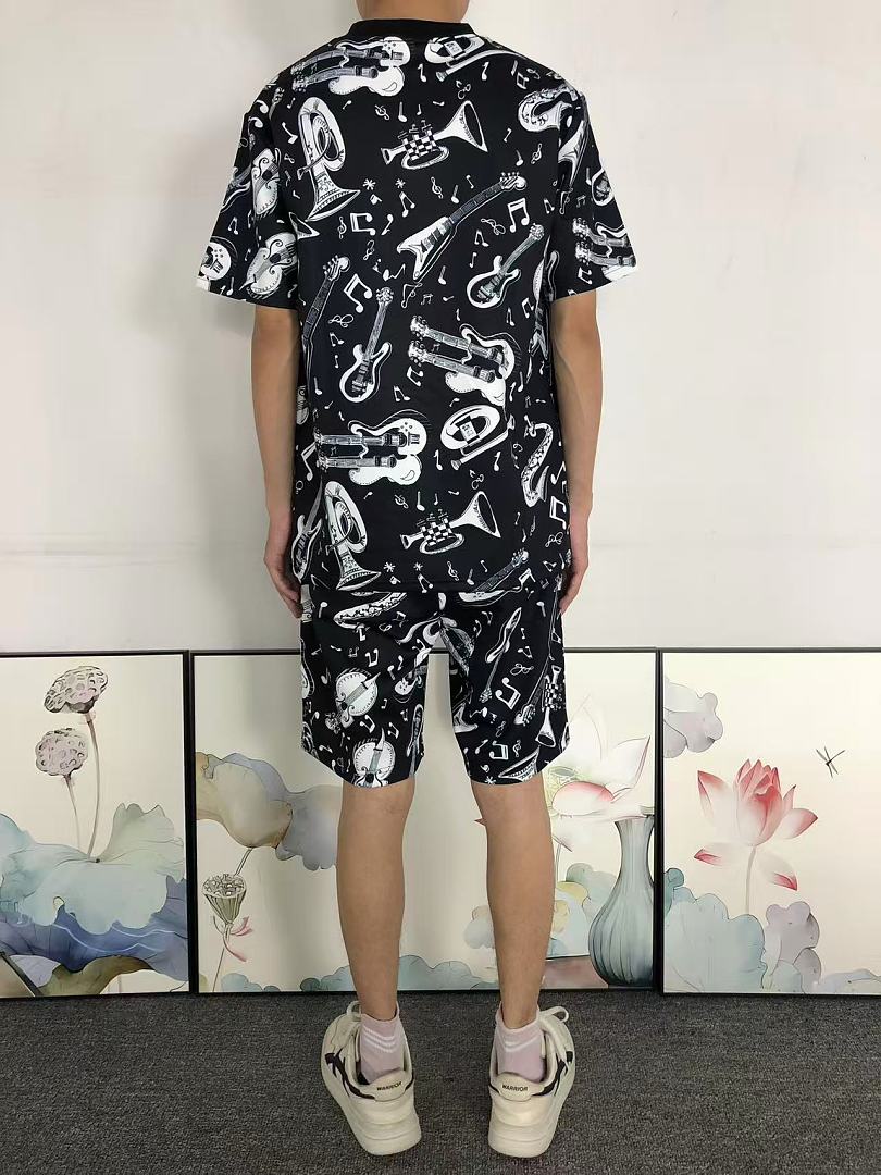 Dolce & Gabbana SHORTS175 D⭐LC⭐ GA⭐⭐A⭐A T-SHIRT - Image 5