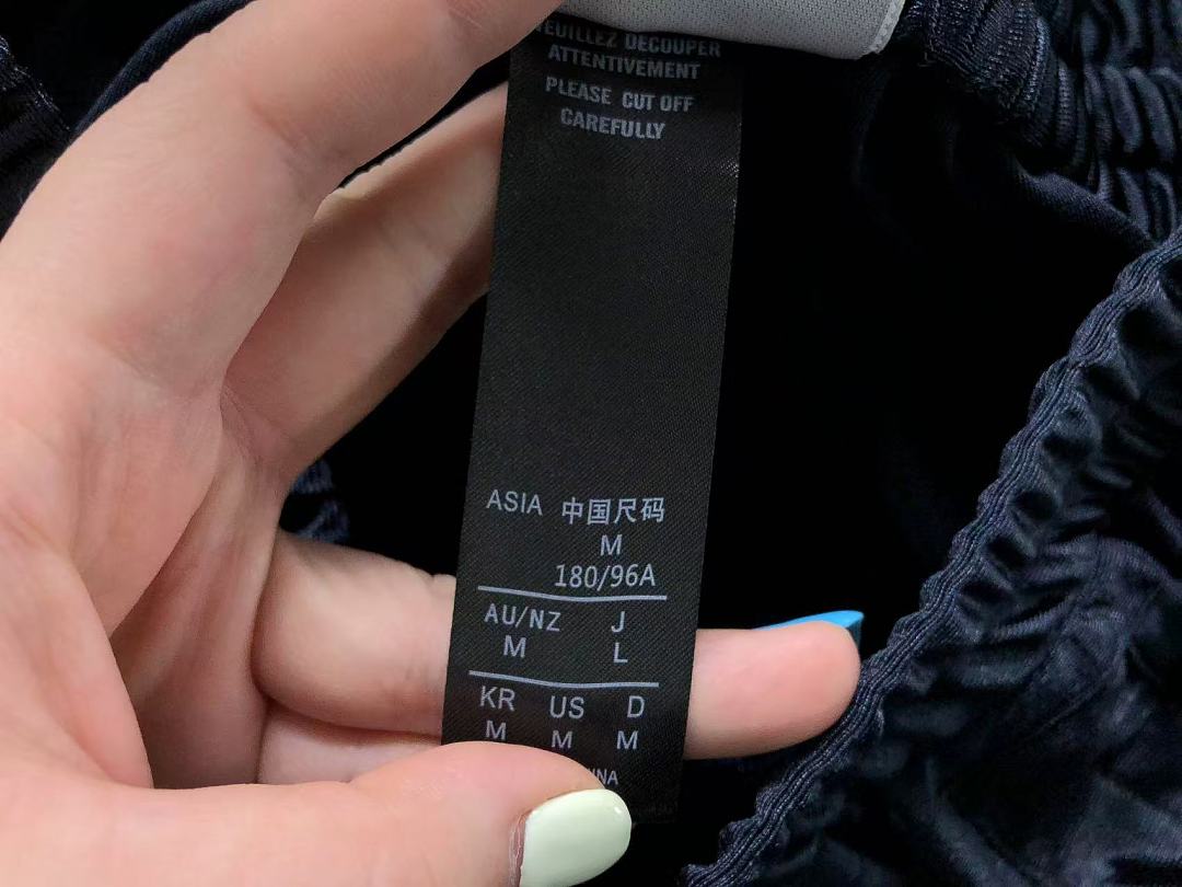 Adidas SHORTS A⭐I⭐AS LONG SLEEVED - Image 38