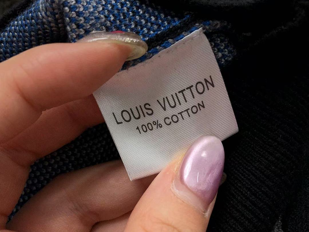 Louis Vuitton 138 L⭐ - Image 16