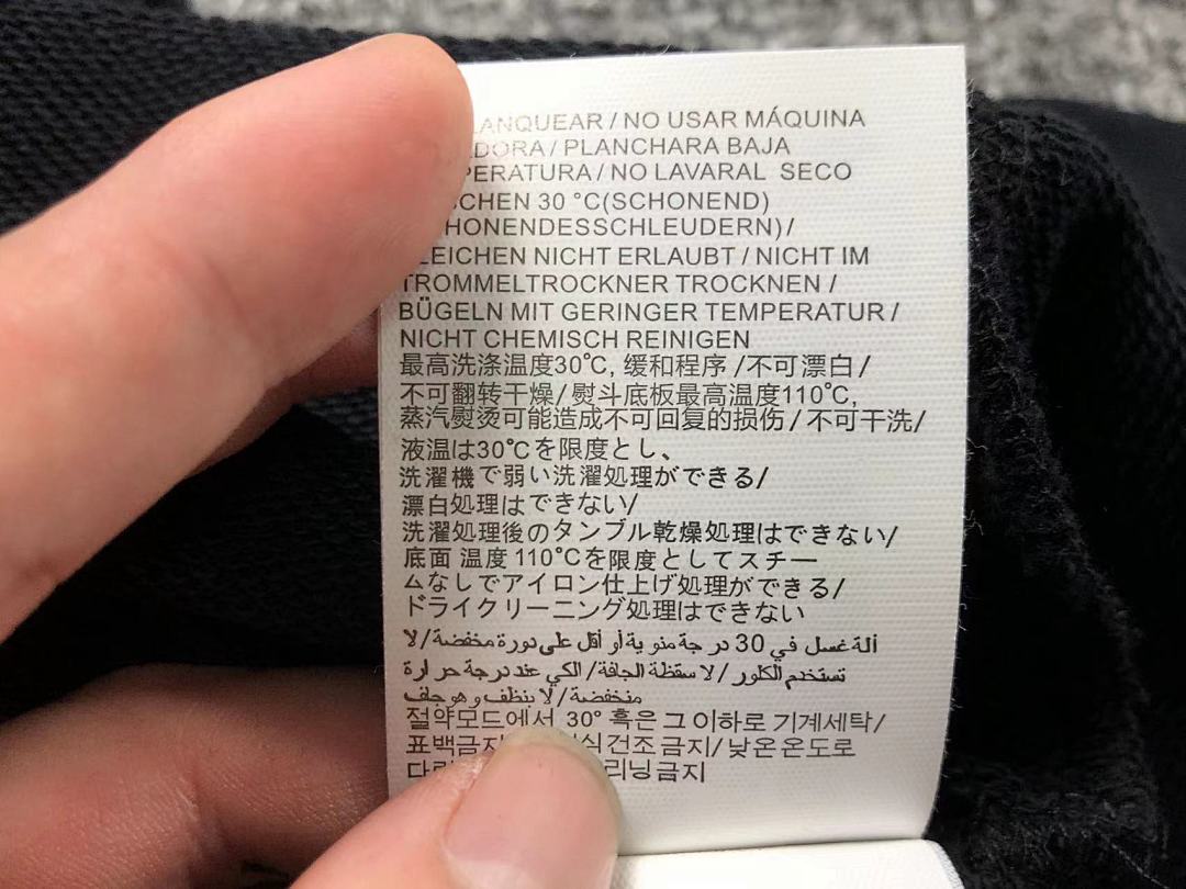 Off-White 136 OFF-WHITE (WHITE HOODIE) - Image 22