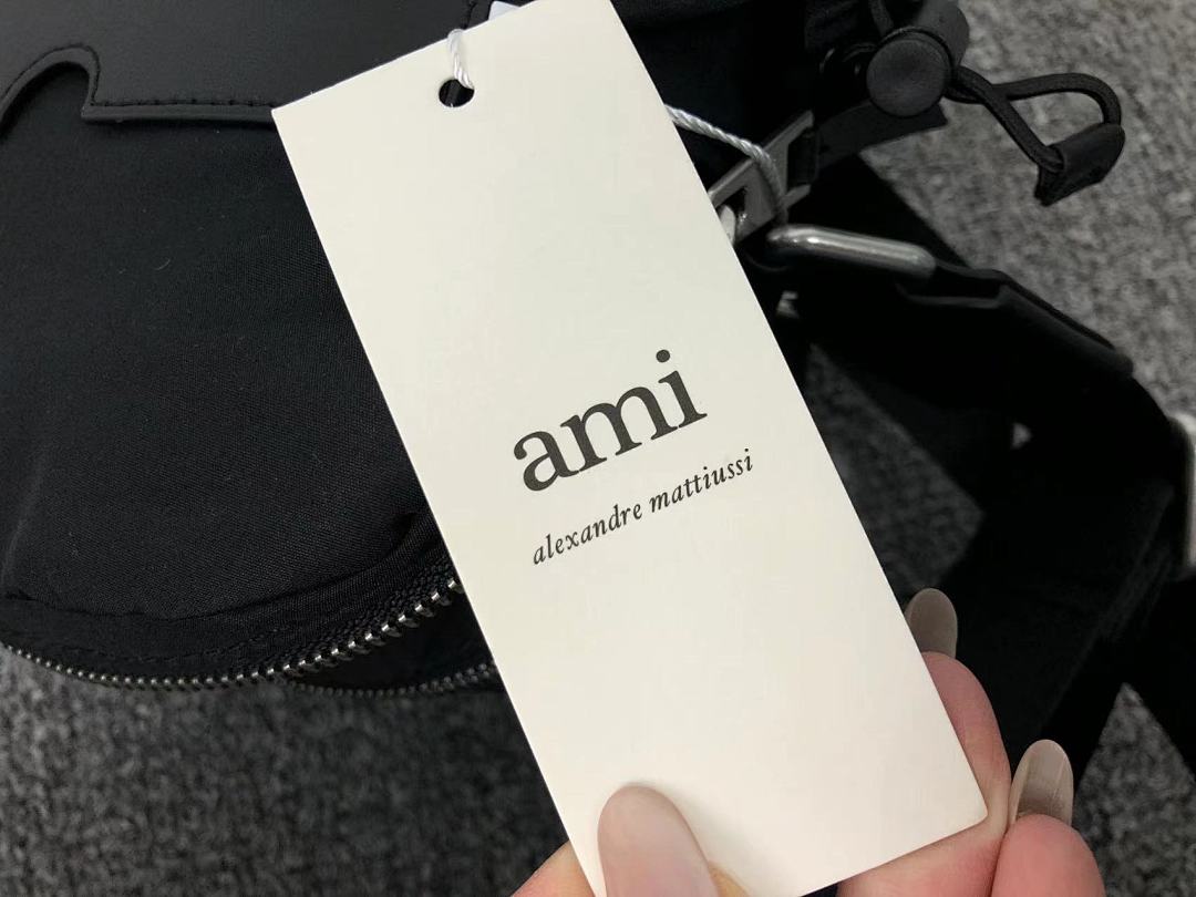 AMI 235 AMI BAG 412251575 (Long 16CM* Wide 7CM* High 21CM) - Image 33