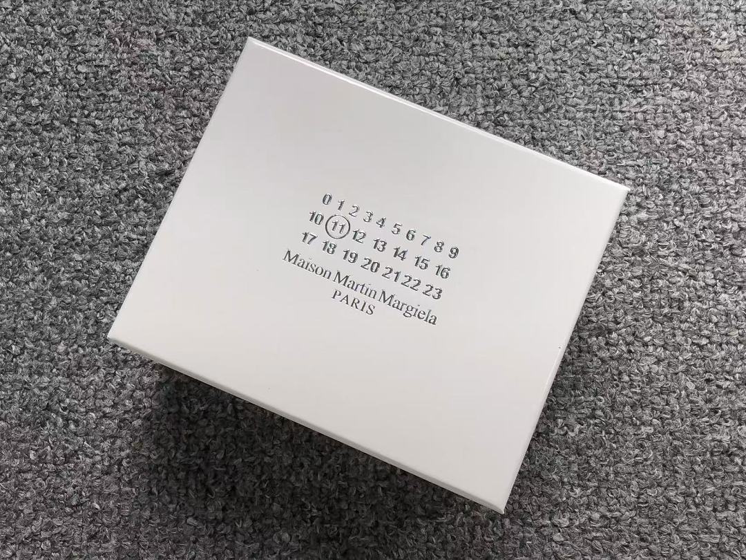 On Running 125 MAISON MARGIELA BELT 3206181221 (Long 109CM* Wide 4CM) - Image 9