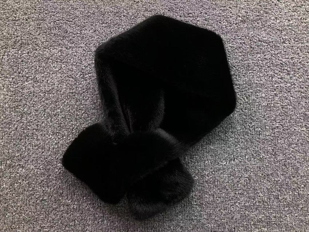 Celine 118 C⭐L⭐⭐E SCARF - Image 21