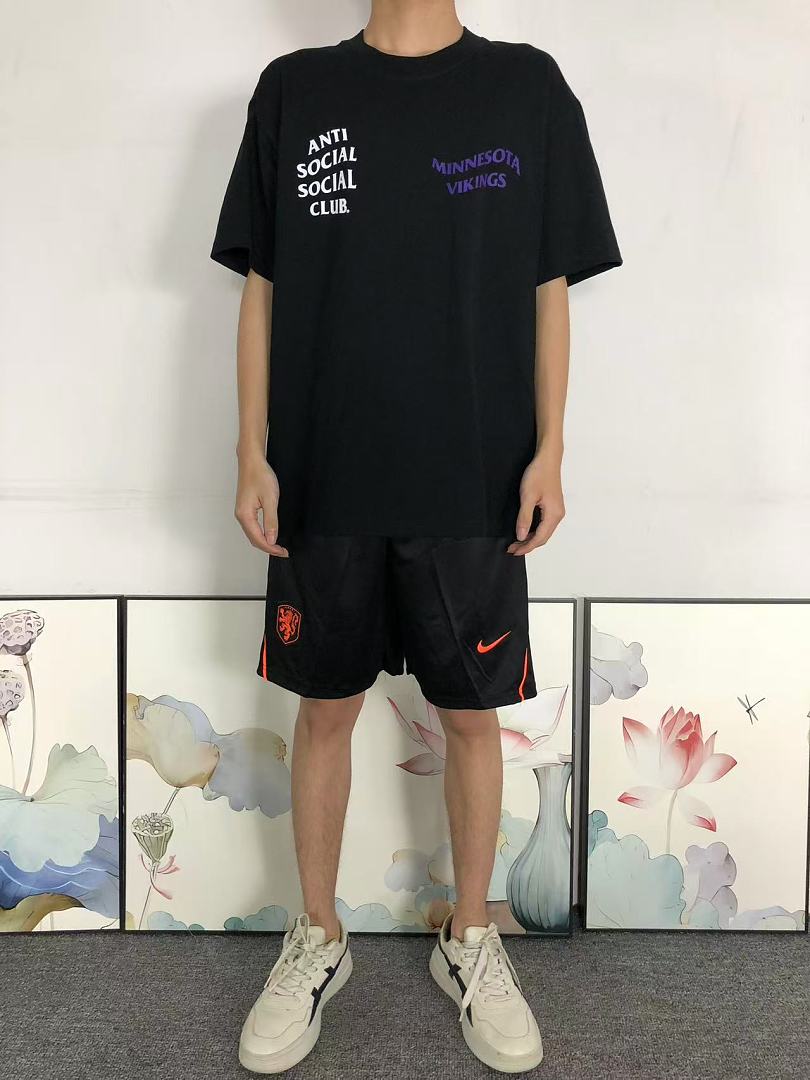 Christian Louboutin 88 ANTI SOCIAL CLUB T-SHIRT 3206210602 (Im 170Cm 60Kg I Wear Size L In The Phot) - Image 3