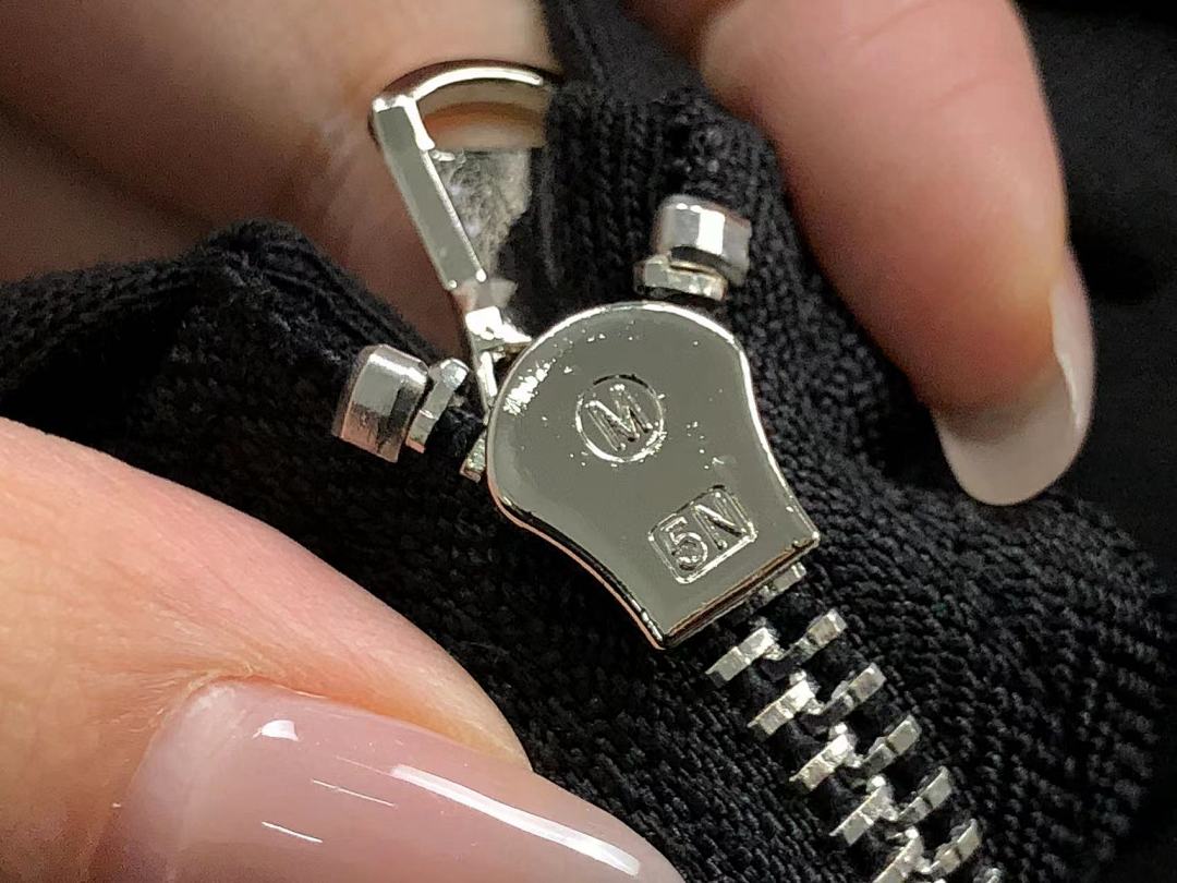 Vetements 238 VETEMENTS - Image 18