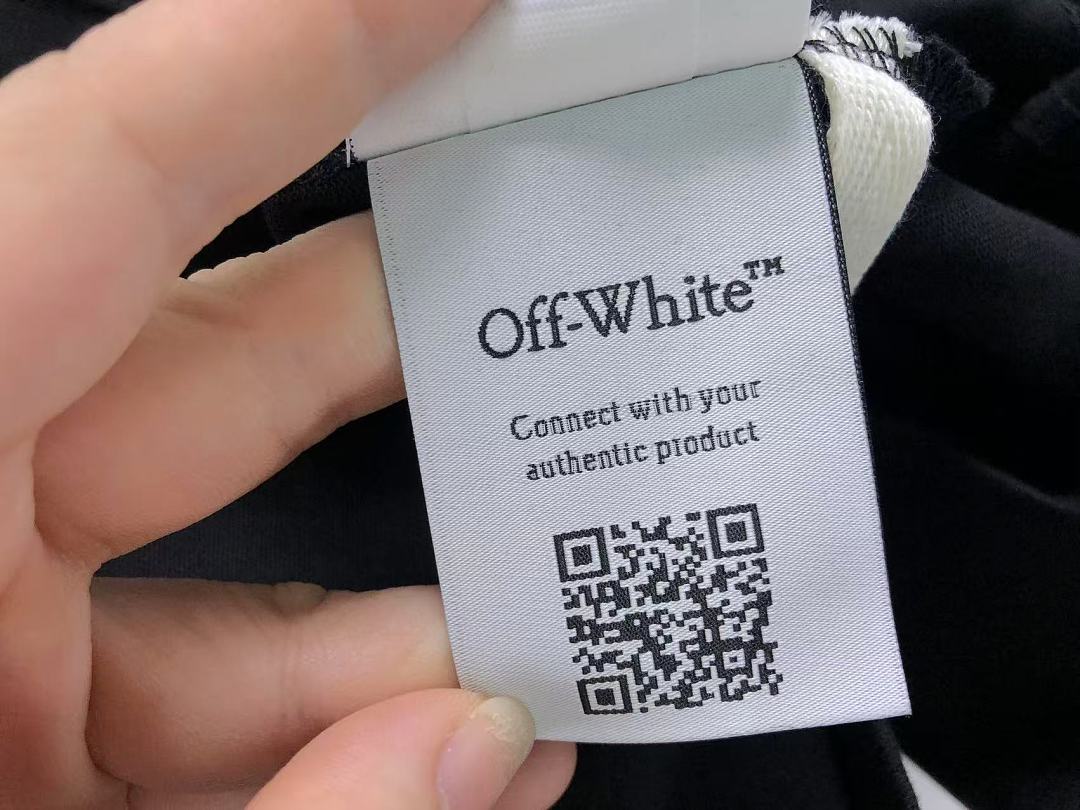Off-White 105 OFF-WHITE T-SHIRT 5208010319 (Im 170Cm 60Kg I Wear Size M In The Phot) - Image 24