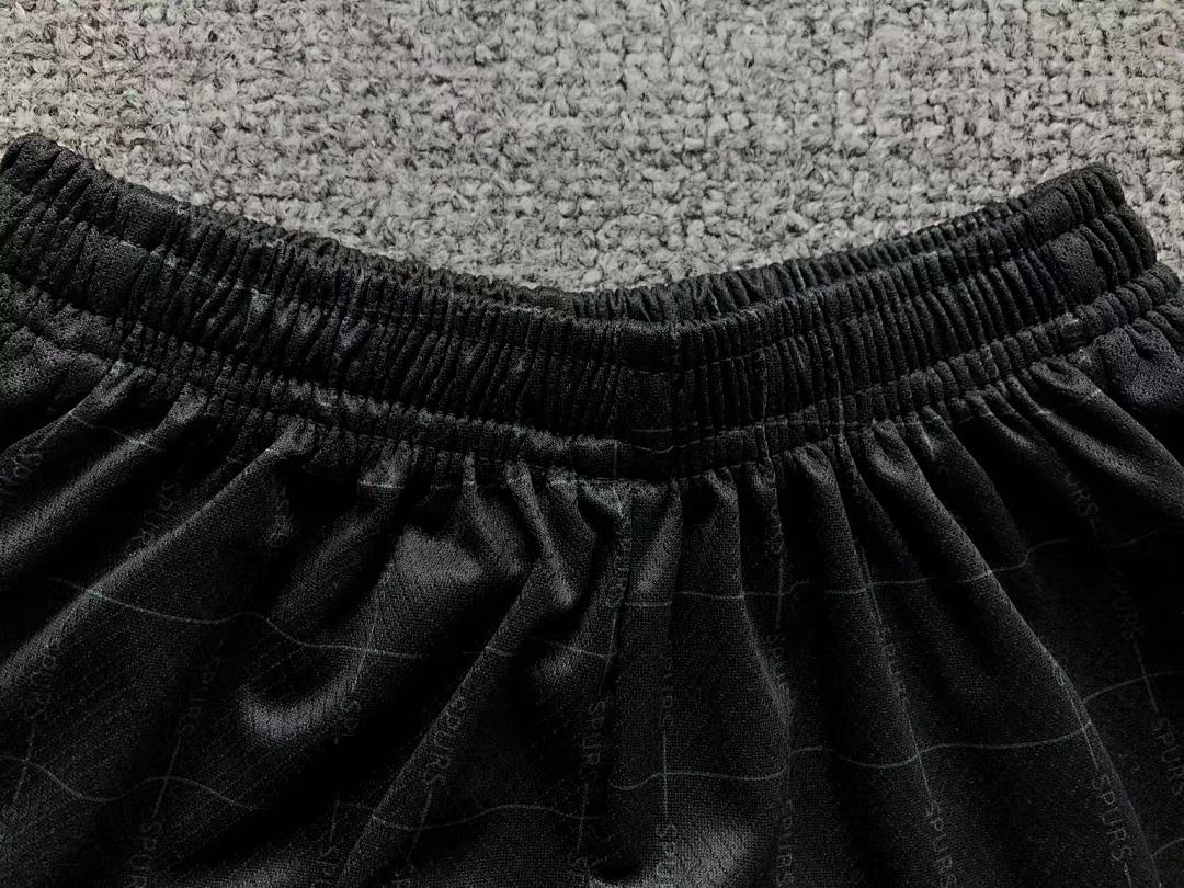 Chanel 75 FOOTBALL T-SHIRT SHORTS - Image 25