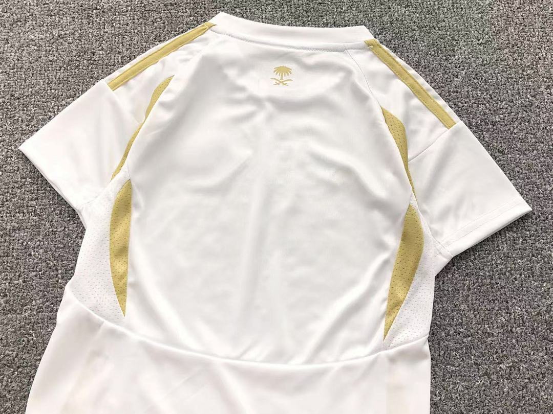 Chanel 68 FOOTBALL T-SHIRT SHORTS - Image 13