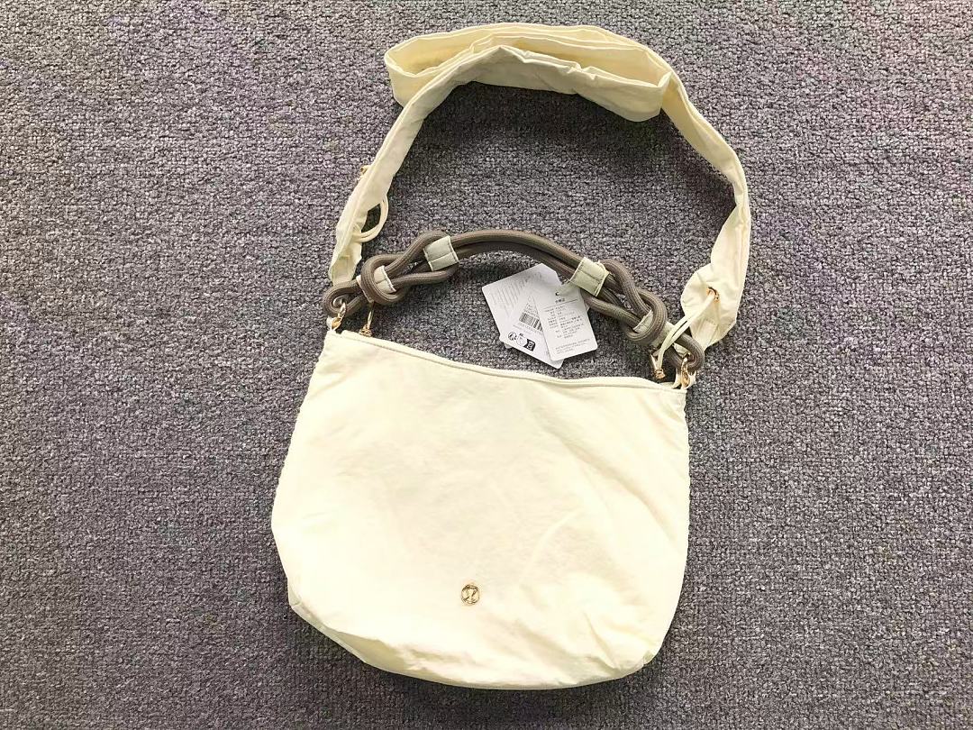 On Running 178 LULULEMON BAG 3205080323 (Long 35CM* Wide 9CM* High 27CM) - Image 11