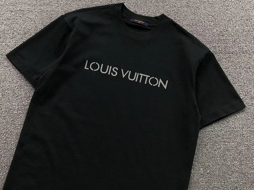 Louis Vuitton 115 L⭐ T-SHIRT 4105172521 (Im 170Cm 60Kg I Wear Size M In The Phot) - Image 9
