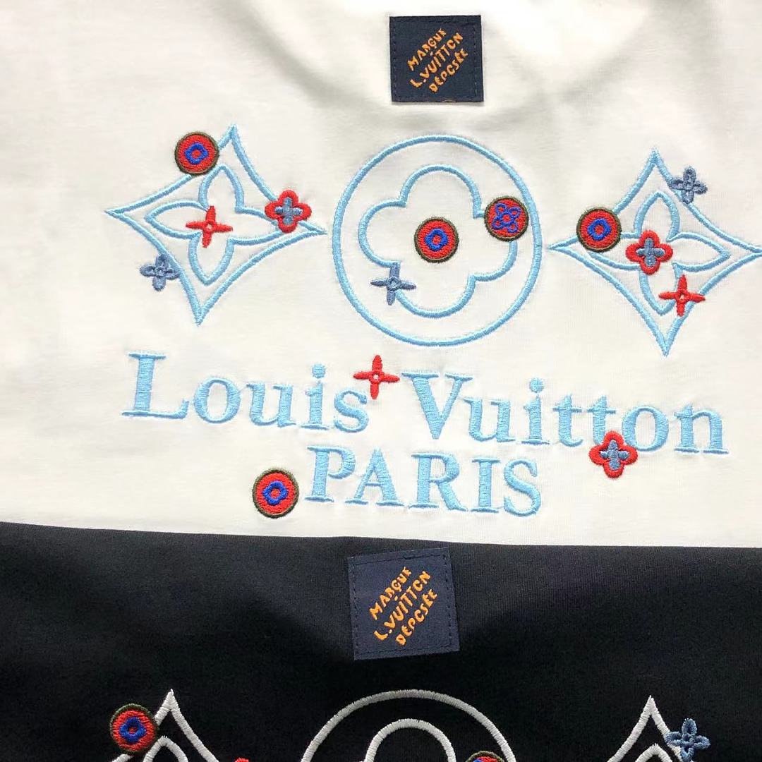 Louis Vuitton SHORTS 158 L⭐ T-SHIRT 2208020515 (Im 170Cm 60Kg I Wear Size S In The Phot) - Image 15