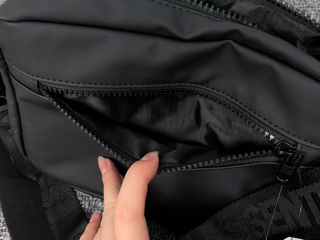 Fear of God 85 FOG BAG 372105 (Long 25CM* Wide 6CM* High 16CM) - Image 19