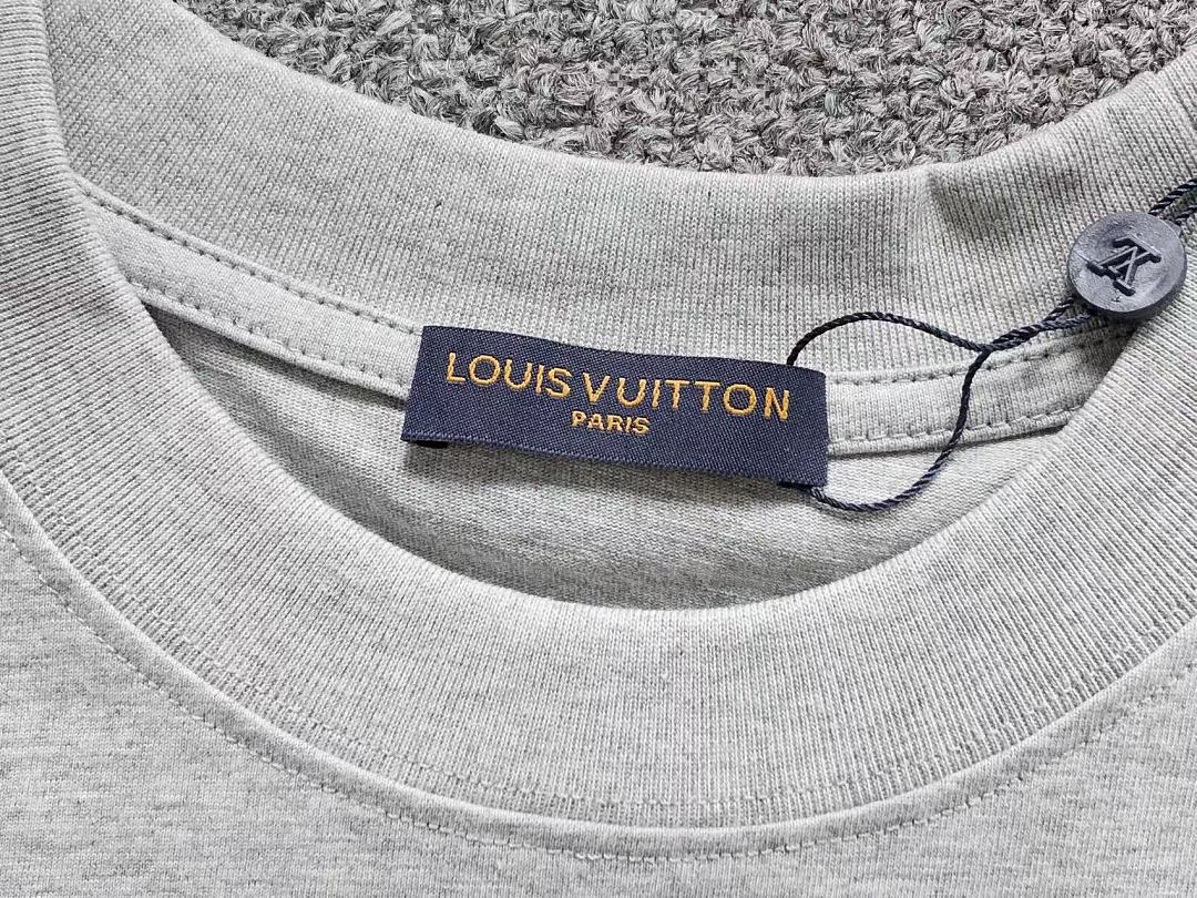 Louis Vuitton 135 L⭐ T-SHIRT 5241401147 (Im 170Cm 60Kg I Wear Size S In The Phot) - Image 19