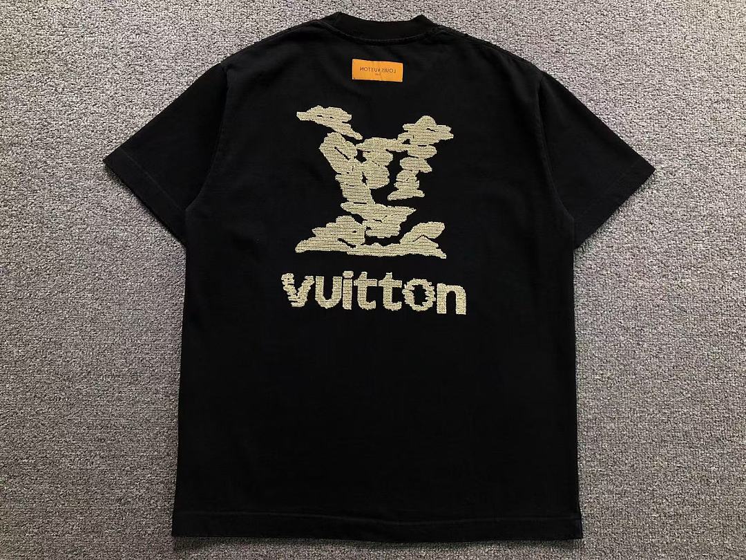Louis Vuitton 158 L⭐ T-SHIRT 52418116147 (Im 170Cm 60Kg I Wear Size L In The Phot) - Image 10