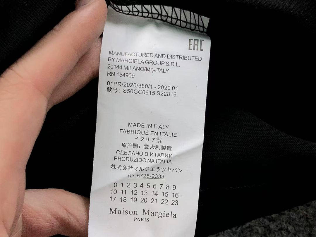 On Running 88 MAISON MARGIELA T-SHIRT 5212420162 (Im 170Cm 60Kg I Wear Size 44 In The Phot) - Image 23