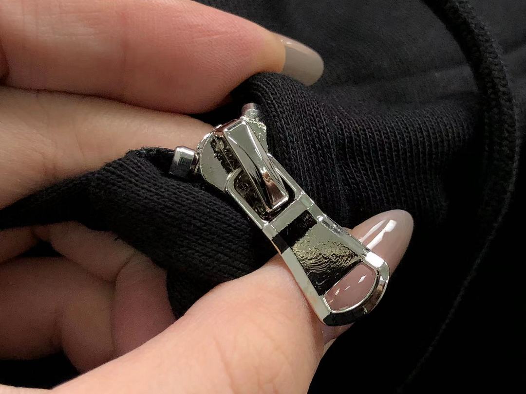 Vetements 238 VETEMENTS - Image 17