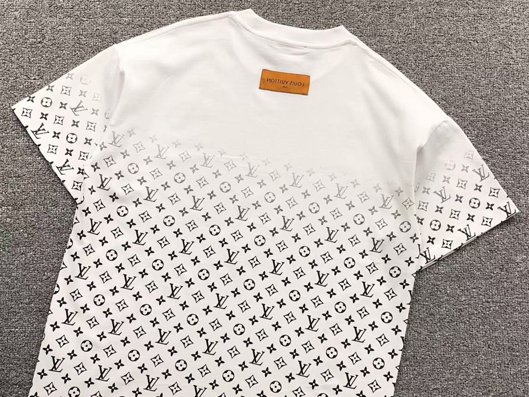 Louis Vuitton 115 L⭐ T-SHIRT 413272621 (Im 170Cm 60Kg I Wear Size S In The Phot) - Image 8