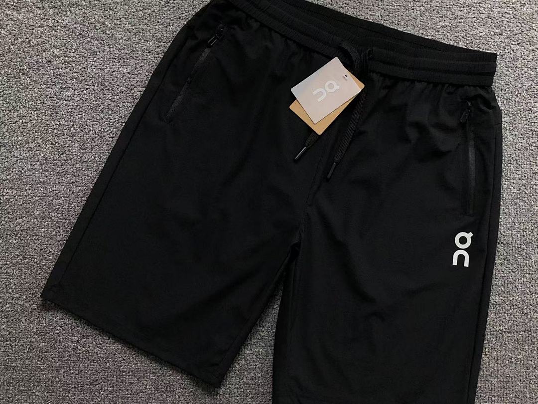 On Running 128 ON T-SHIRT - Image 7