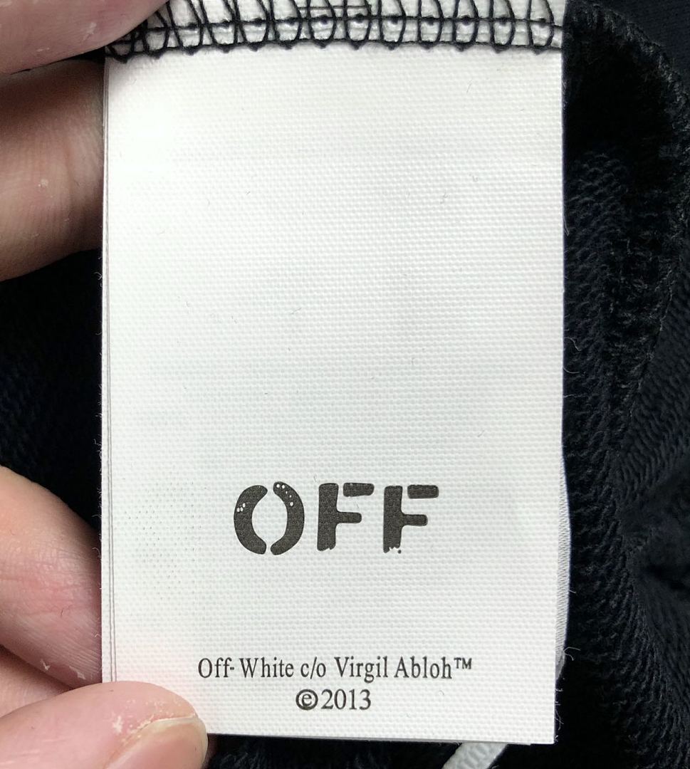 Off-White 136 OFF-WHITE (WHITE HOODIE) - Image 23